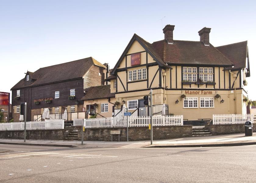 England Gillingham Exterior Detail