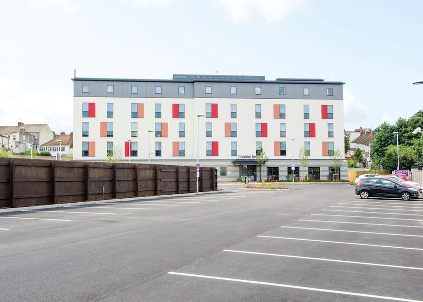 England Gillingham Exterior Detail