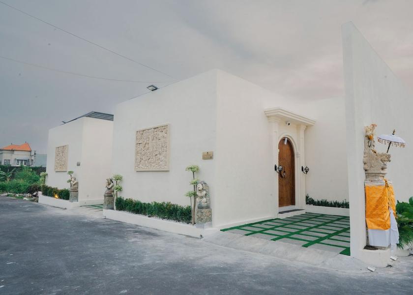 Bali Batubulan Facade