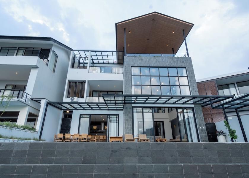 West Java Cimenyan Exterior Detail