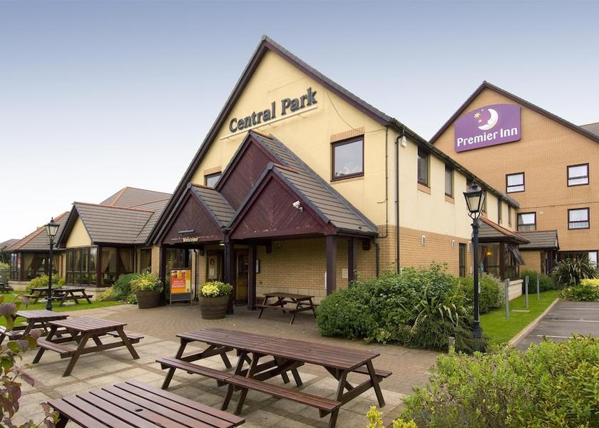 England Rugby Exterior Detail