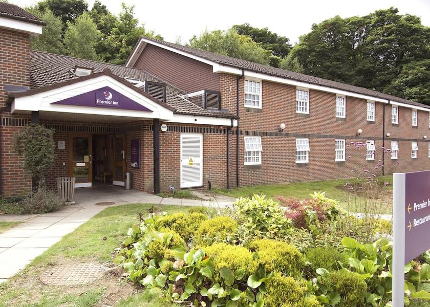 England Sevenoaks Exterior Detail