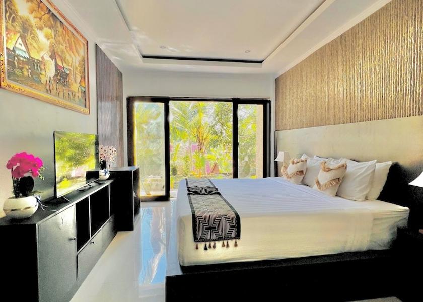  Penida Island Room