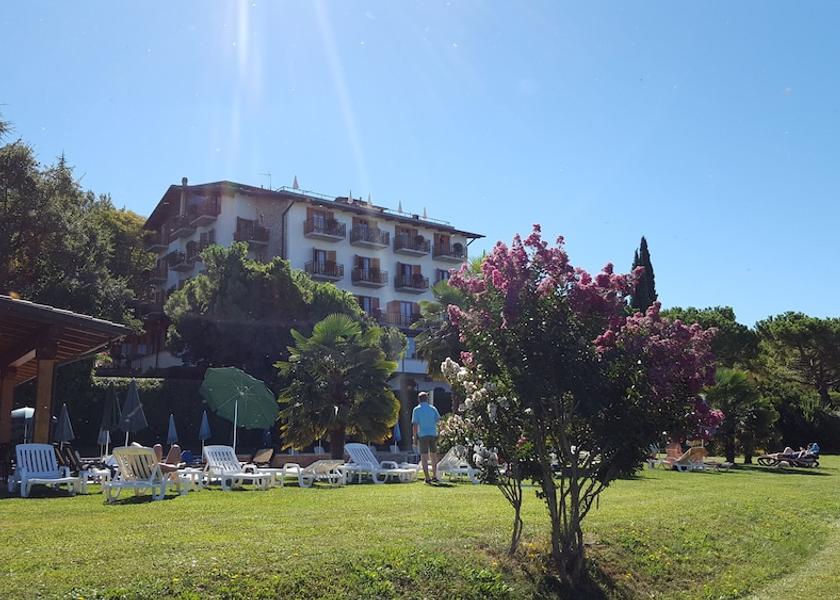 Veneto San Zeno Di Montagna Exterior Detail