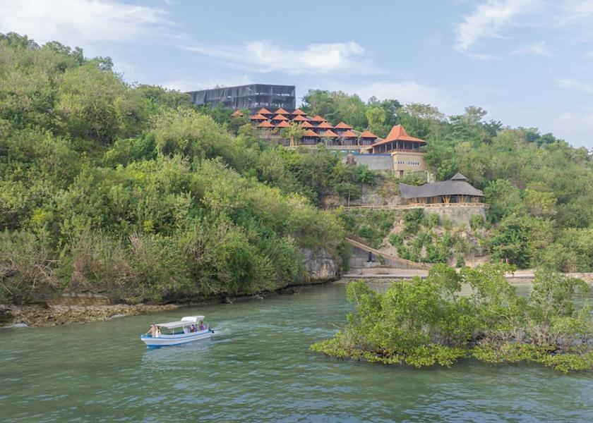 Bali Ceningan Island Exterior