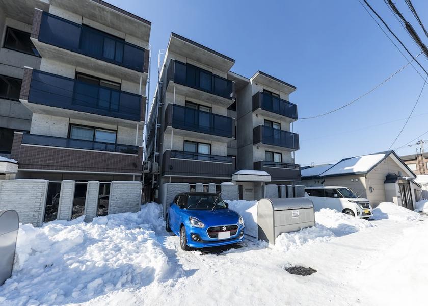 Hokkaido Chitose Exterior Detail