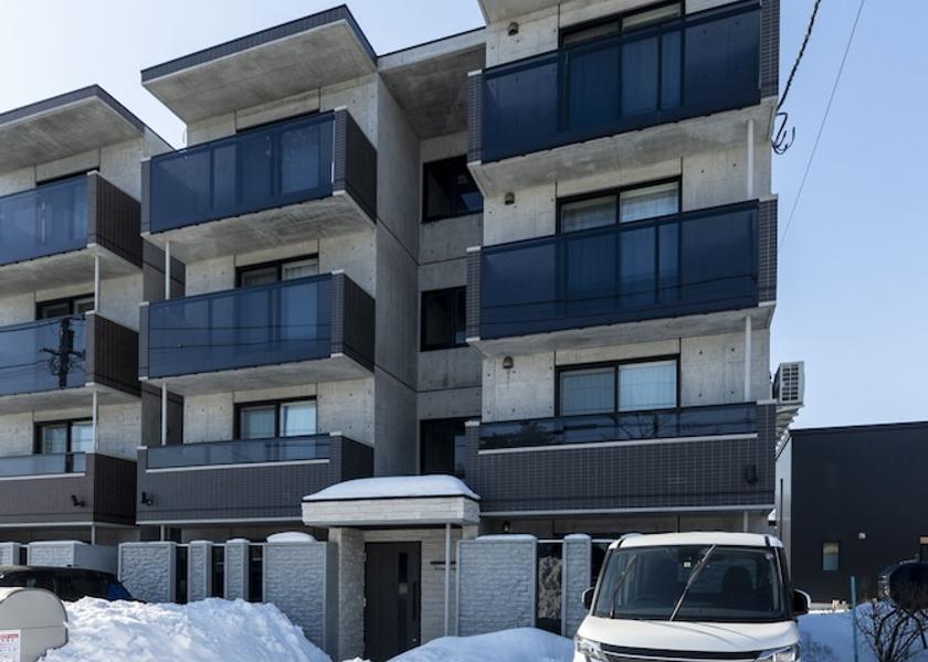 Hokkaido Chitose Exterior Detail