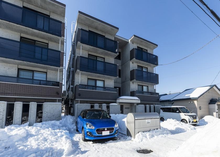 Hokkaido Chitose Exterior Detail