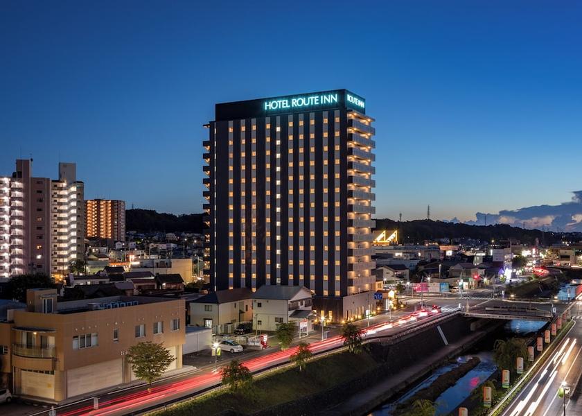 Aichi Seto Front of property - evening/night