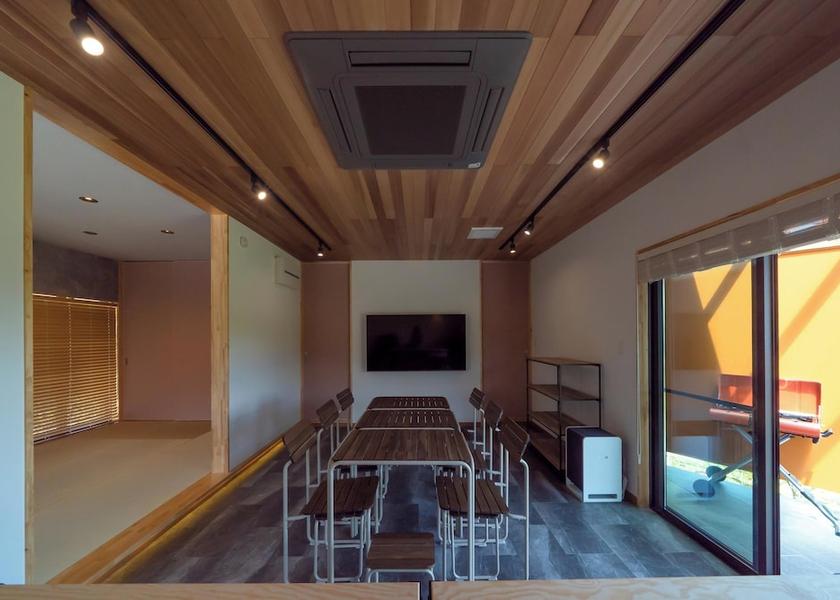 Fukuoka Ukiha Interior Entrance