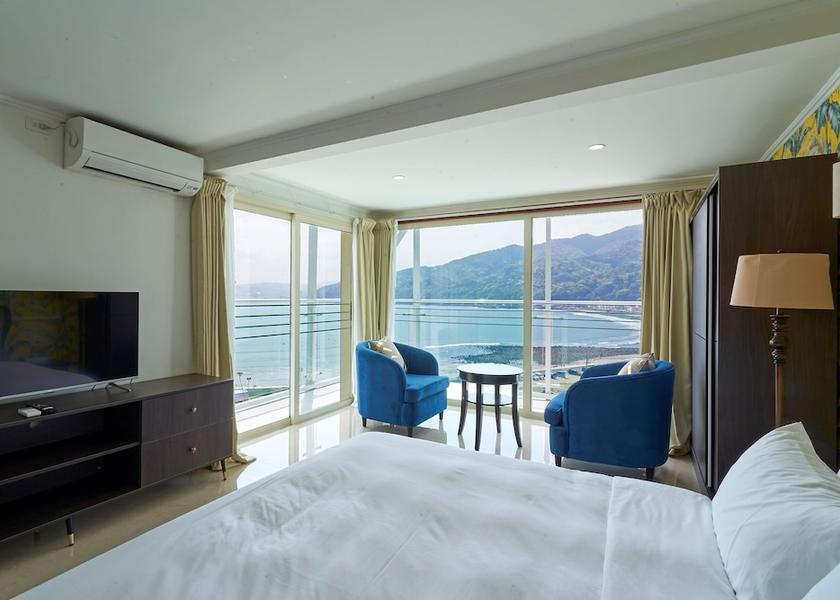 Shizuoka (prefecture) Ito Room