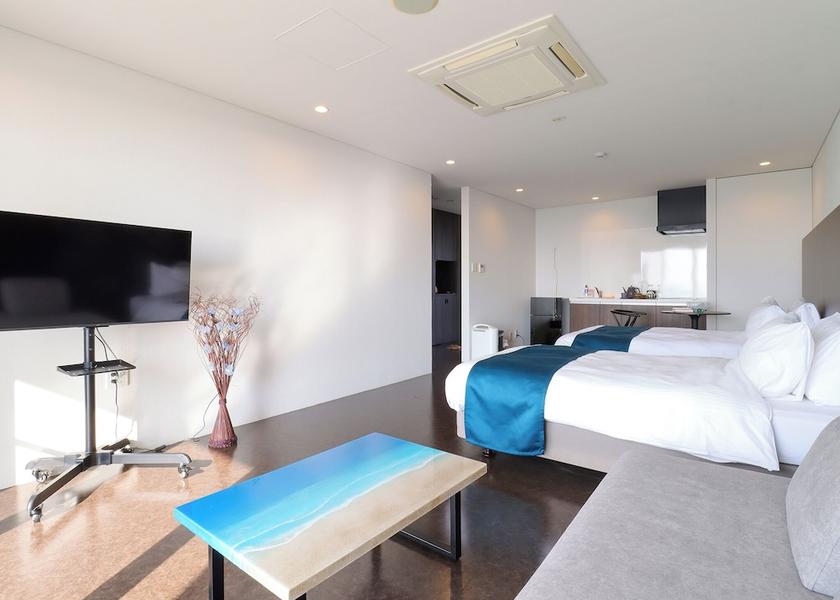 Okinawa Yomitan Room