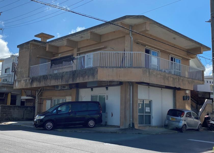 Okinawa (prefecture) Ishigaki Exterior Detail