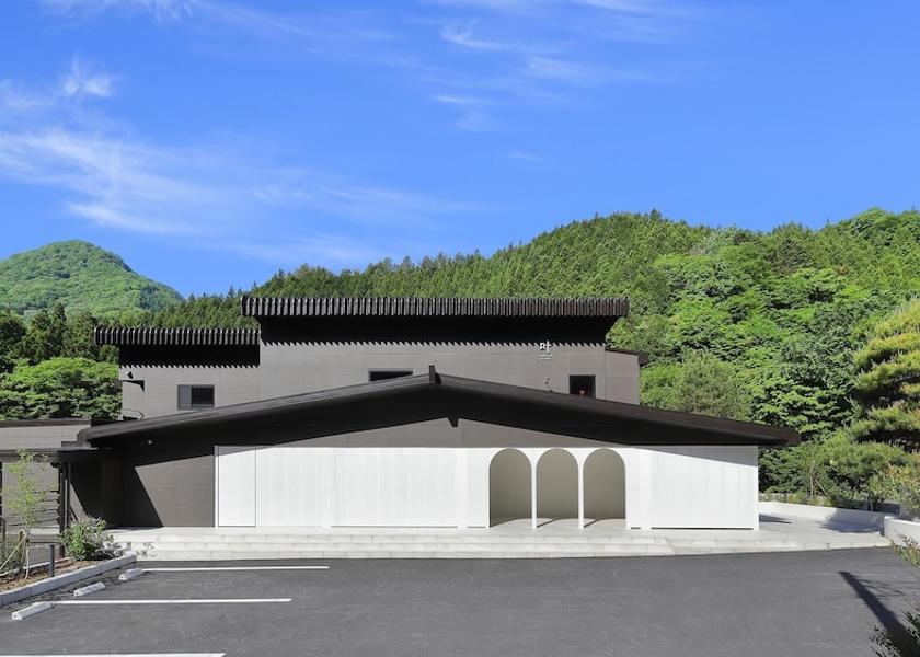Gunma Nakanojo Exterior Detail