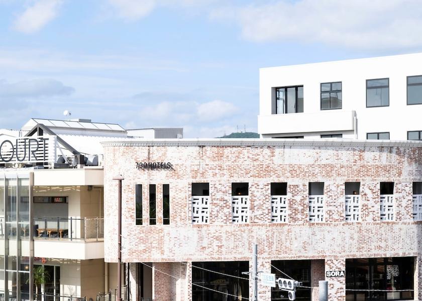 Okinawa (prefecture) Ishigaki Facade