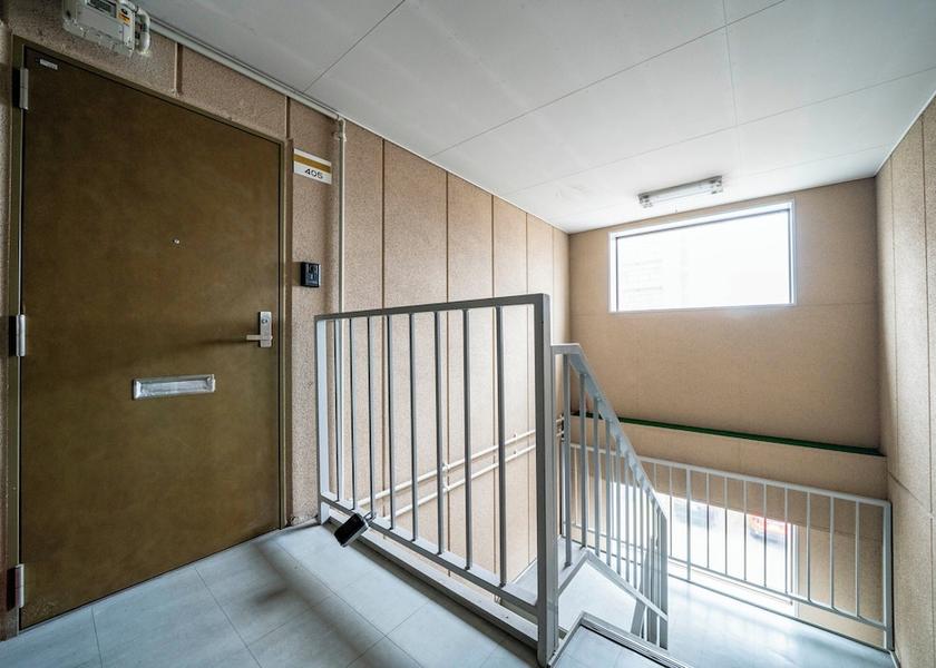 Hokkaido Chitose Exterior Detail