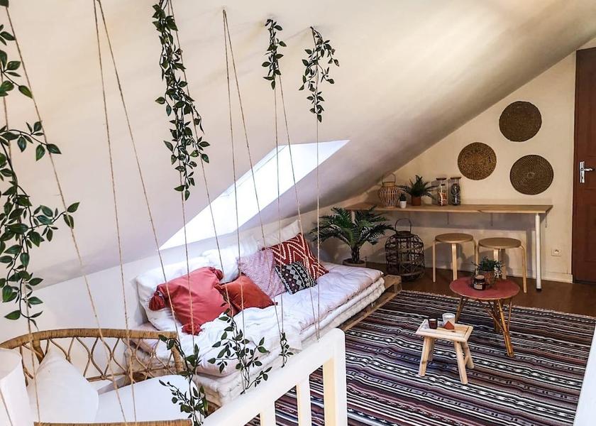 Grand Est Reims Living Area