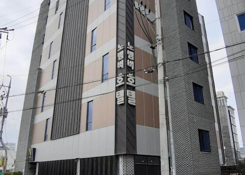 South Chungcheong Seosan Facade