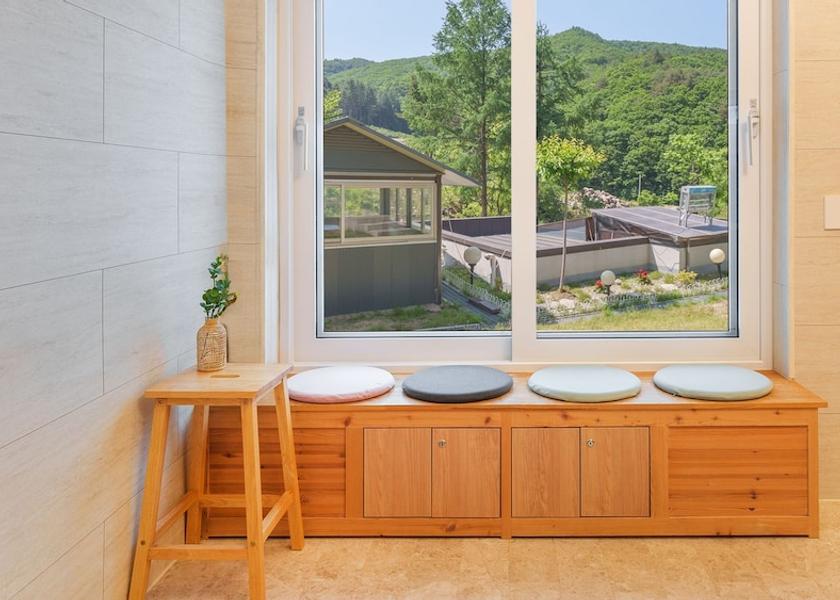 Gangwon Hoengseong Room