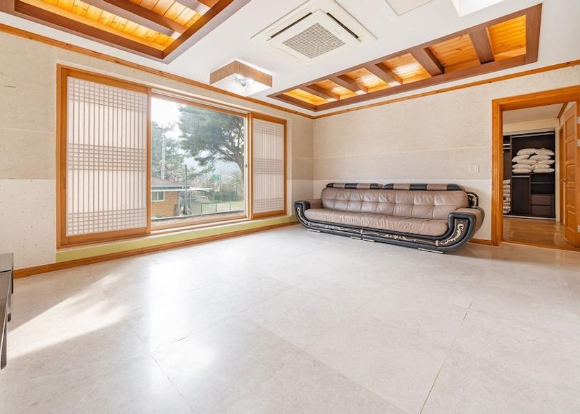 Gangwon Yeongwol Room