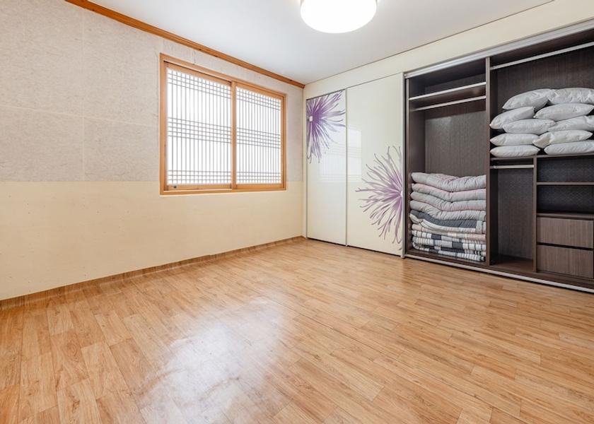 Gangwon Yeongwol Room