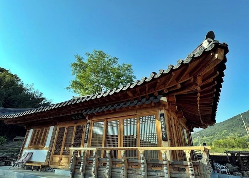 South Jeolla Gurye Room