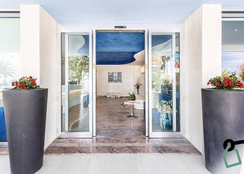 Marche San Benedetto del Tronto Entrance