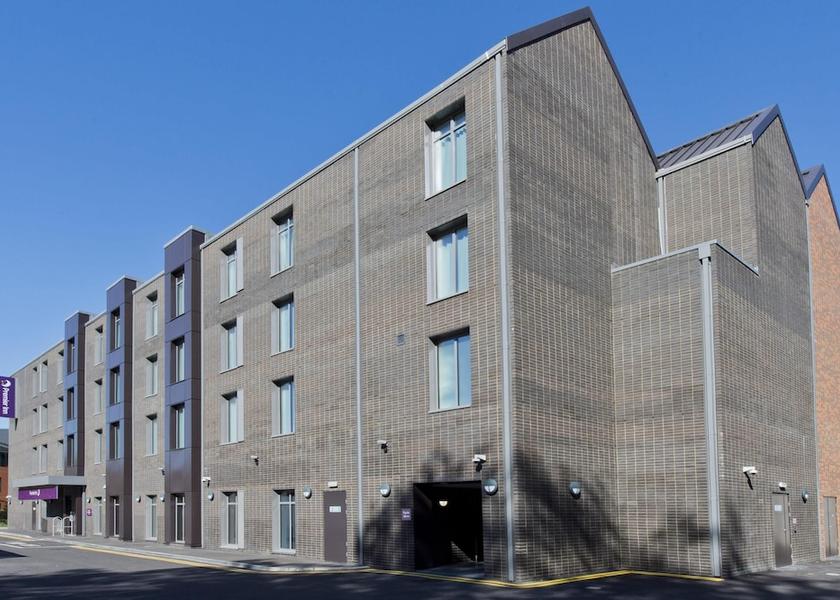 England Sevenoaks Exterior Detail