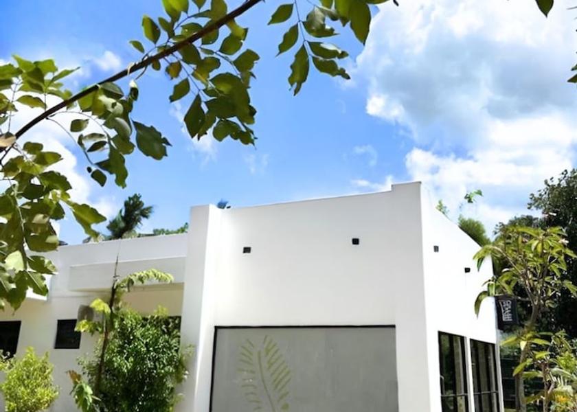 Anuradhapura District Anuradhapura Facade