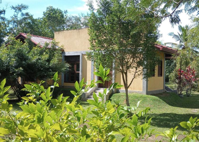 Hambantota District Tangalle Exterior Detail