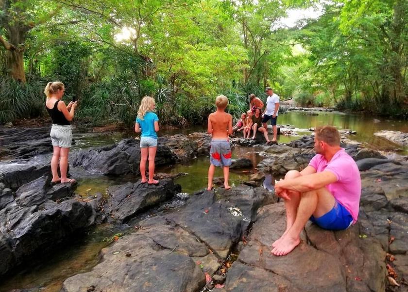 Sabaragamuwa Province Udawalawa Exterior