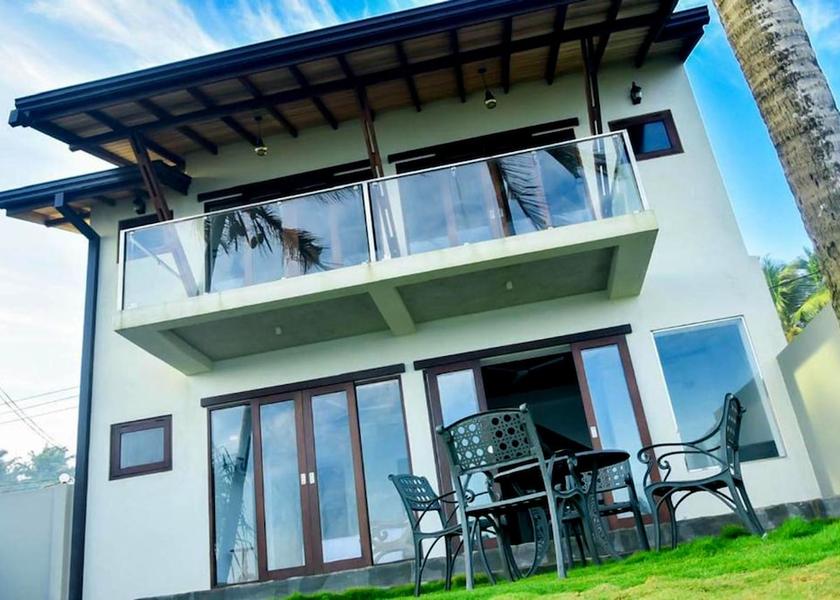 Galle District Ahangama Facade