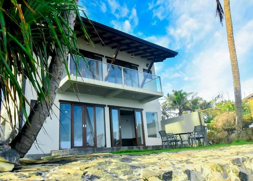 Galle District Ahangama Facade