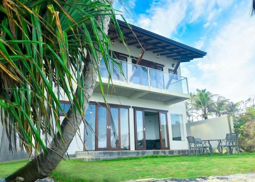 Galle District Ahangama Facade