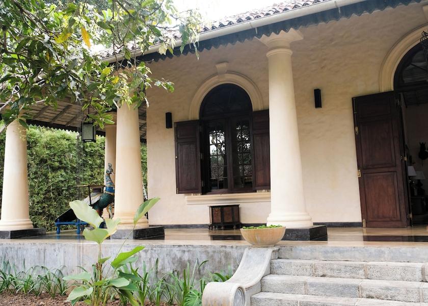 Galle District Unawatuna Primary image