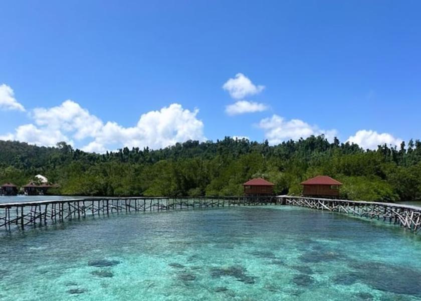 Southwest Papua Waisai Front of property