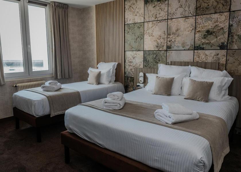 Normandy Port-en-Bessin-Huppain Triple Room with Sea View
