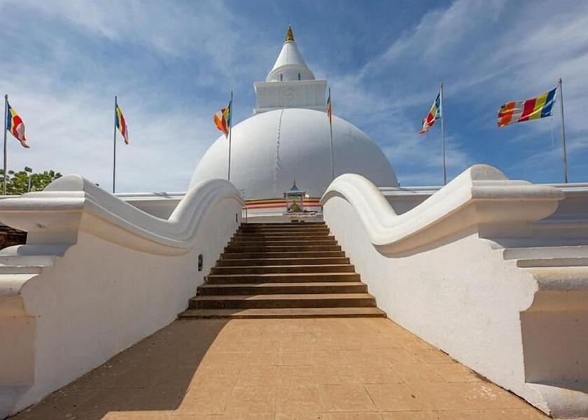 Hambantota District Tissamaharama Exterior Detail