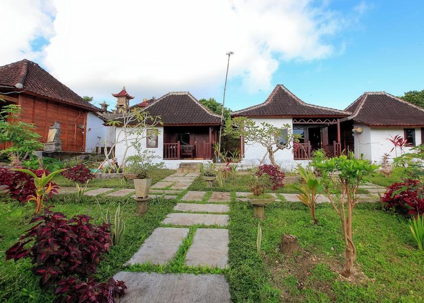  Penida Island Garden View