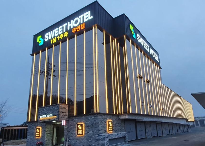 South Gyeongsang Changnyeong Exterior Detail