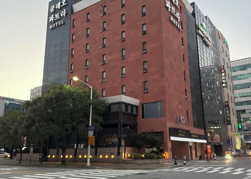 Gyeonggi Goyang Front of property