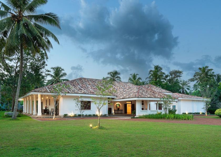 Galle District Induruwa Facade