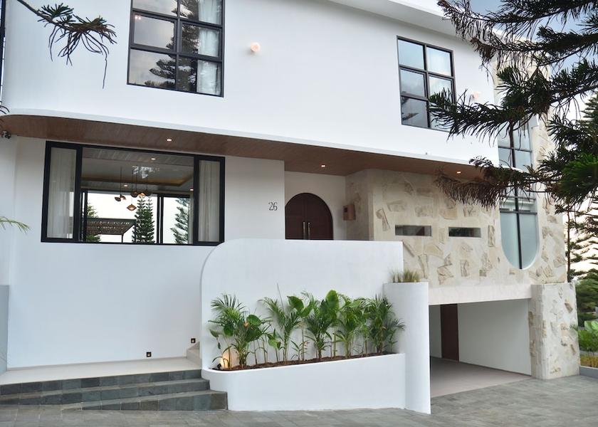 West Java Cimenyan Exterior Detail