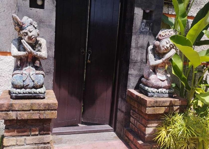 Bali Sukawati Facade