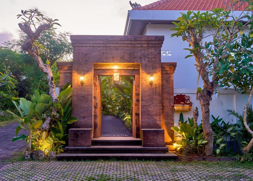 Bali Pecatu Hotel Exterior