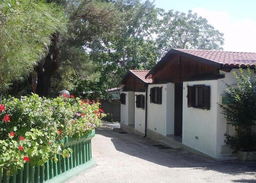 Puglia Turi Front of property