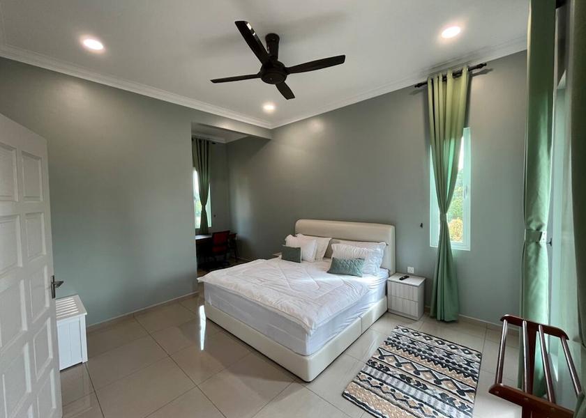 Malacca Alor Gajah Room