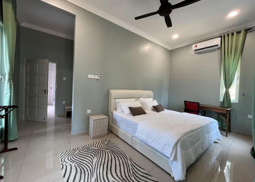 Malacca Alor Gajah Room