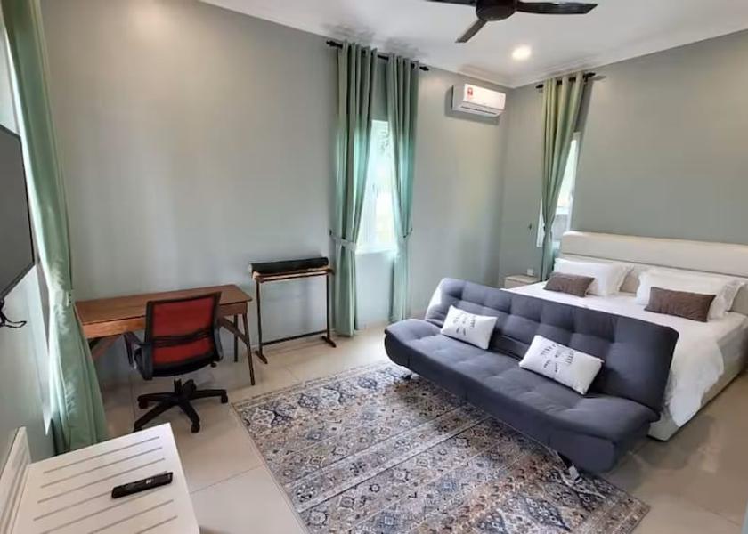 Malacca Alor Gajah Room