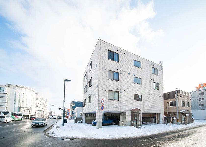 Hokkaido Chitose Exterior Detail